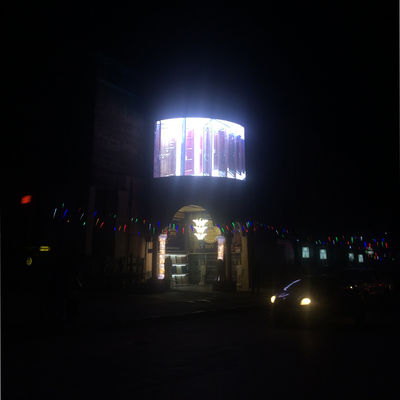 Màn hình video LED ngoài trời DIP cong Cấu hình 3 trong 1 Pixel Nhà máy Phong cách Ethiopia Thâm Quyến
